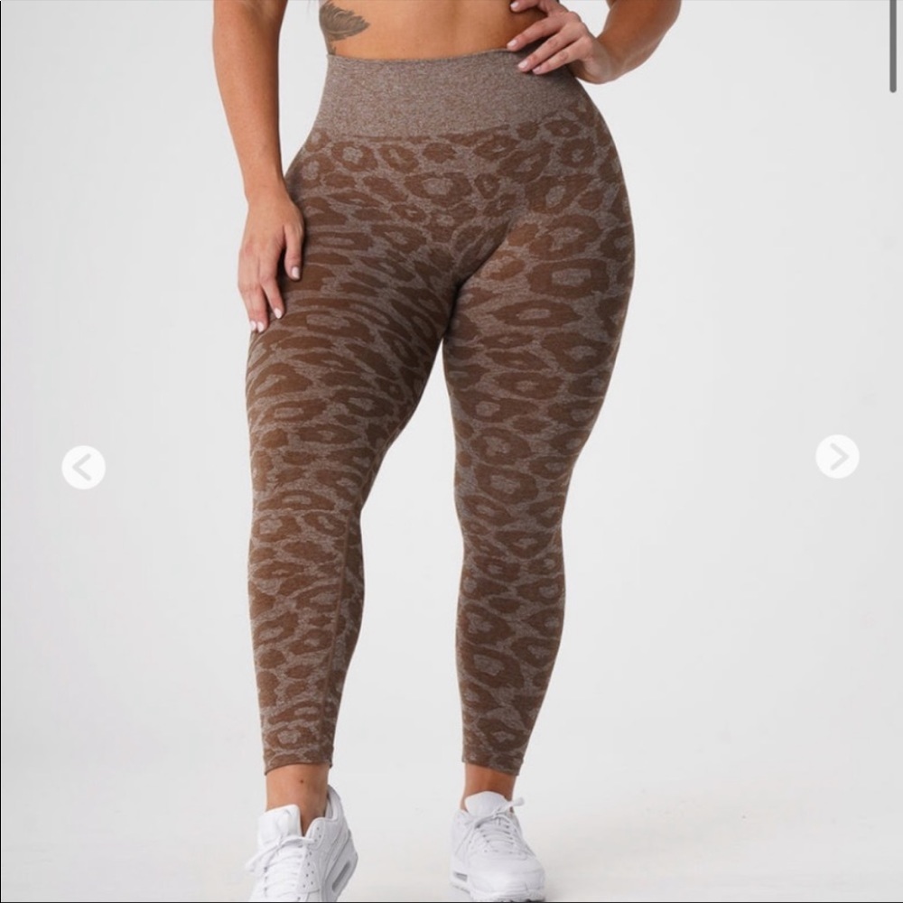 NVGTN leggings